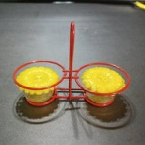 Vintage Jaydon Inc Daisies Salt and Pepper shakers